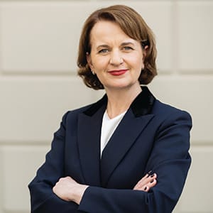 evita simsone